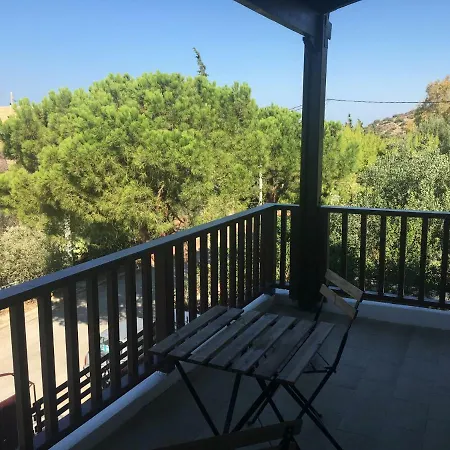 Christina With Private Pool In Saronida, Near Stunning Beaches, Athens Airport & Sounio *