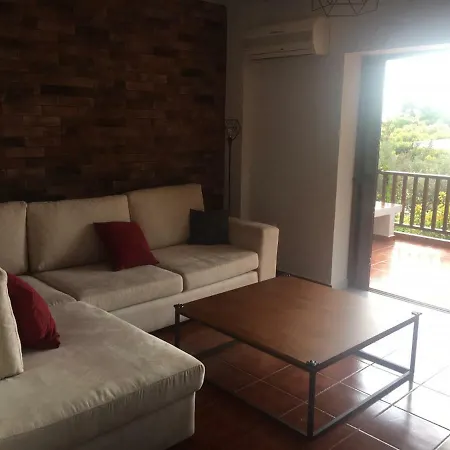 Christina With Private Pool In Saronida, Near Stunning Beaches, Athens Airport & Sounio * Saronida